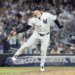 New York Yankees pitcher David Bednar (53) throws a pitch during the 9th inning.