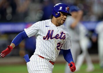 How to watch tonight's Mets-Red Sox game for free on Apple TV
