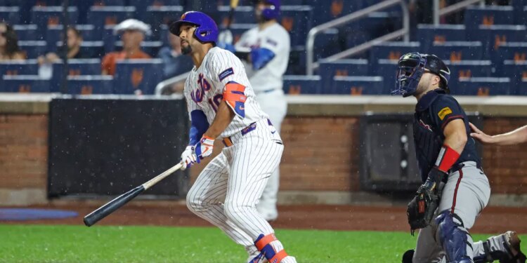 Marcus Semien homers during the Mets-Braves game on July 27, 2026.