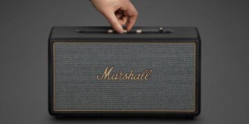 Marshall upgrades the bass and repairability of two wireless speakers