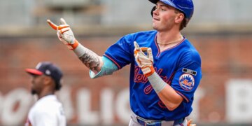 New York Mets center fielder A.J. Ewing (9) reacts after hitting a home run.
