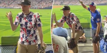 Philly fans boo infamous ballhawk after getting ball at All-Star Game