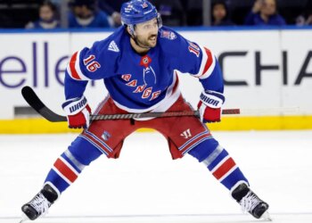 The Rangers are trading Vincent Trocheck to the Mammoth.