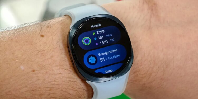 Samsung’s Galaxy Watch 9 is $40 off at Costco and comes with over $50 in freebies
