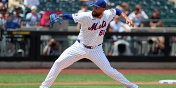Mets lefty Sean Manaea throws a pitch against the Braves during Game 1 of a doubleheader on July 29, 2026.