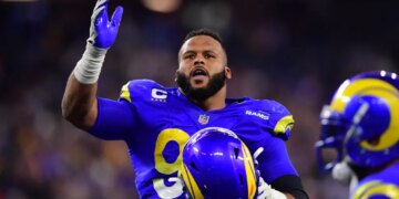 Aaron Donald with Rams in Super Bowl