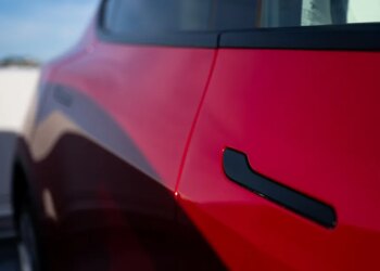 Tesla’s car door defect could lead to tougher rules for everyone