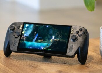 The OLED Xbox Ally X20 is so good, Asus will sell it solo