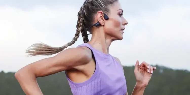 The Shokz OpenRun Pro are the cheapest they’ve been since January